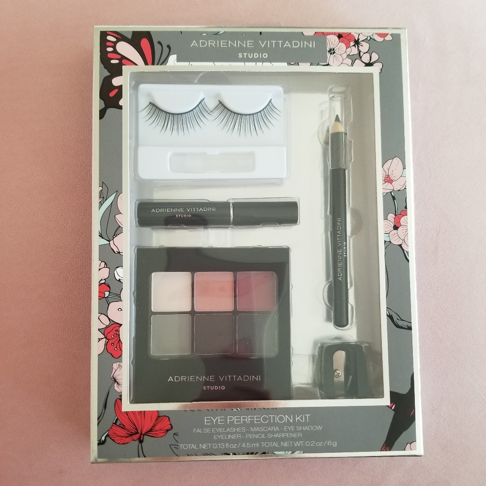 (FREE w/ Purchase) Smokey Pink Makeup Kit